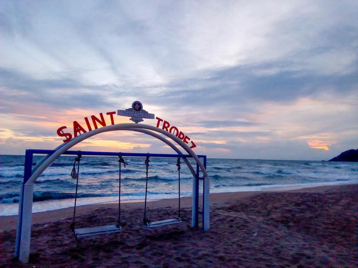 Saint Tropez Beach Hotel Chanthaburi Buitenkant foto