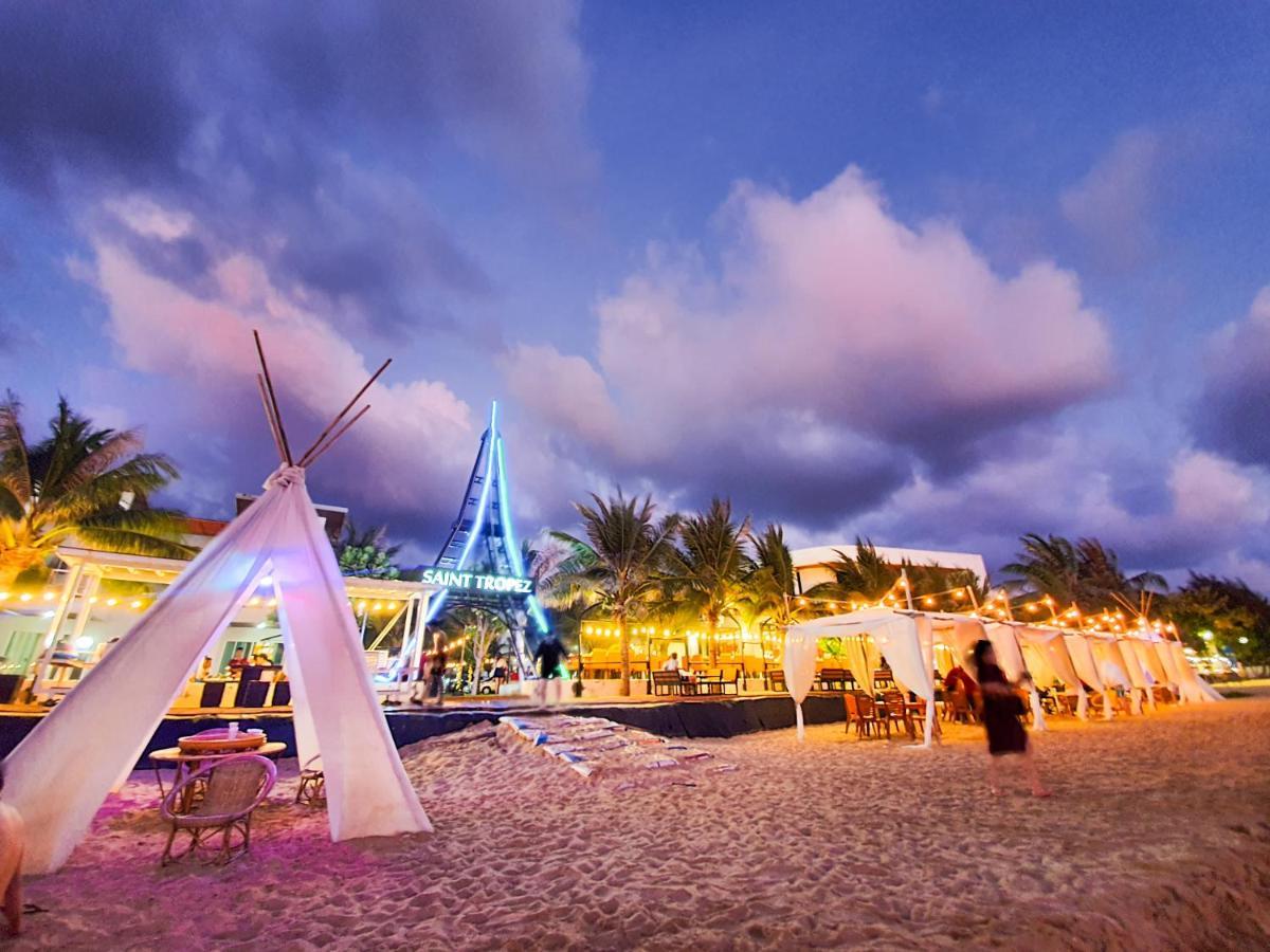 Saint Tropez Beach Hotel Chanthaburi Buitenkant foto